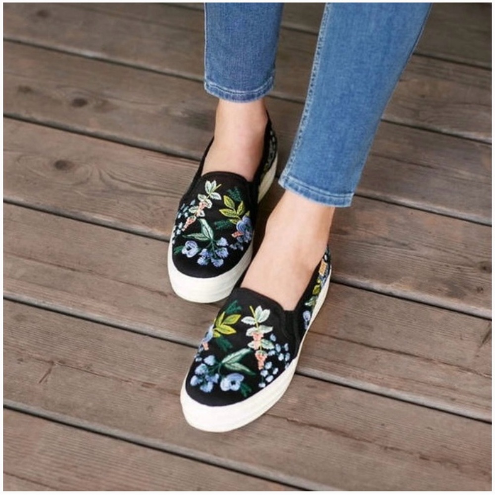 Rifle & paper keds Embroidered Black Slip-On Shoes size 7.5